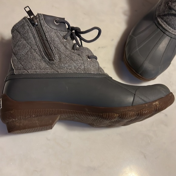 Sperry Duck Boots in Grey Flanel Size 5.5 - Picture 7 of 13